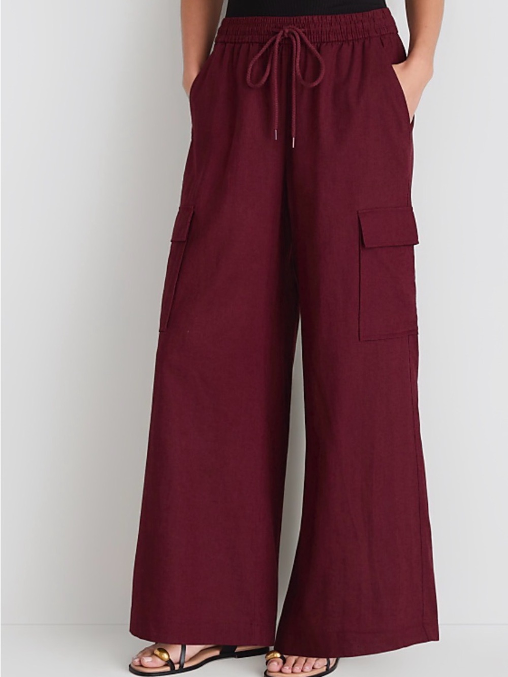 Lou & Grey Burgundy Wide-Leg Cargo Pants